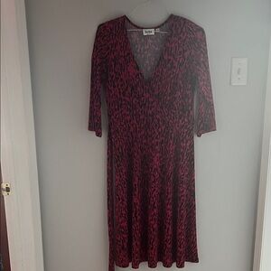 Leota Women's Long Sleeve Red and Black Dress